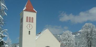 Kirche Seeboden Winter