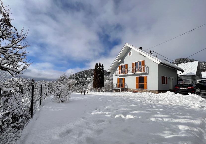 Ferienhaus EulenNest Seeboden Winter