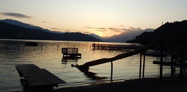 Strandbad Sittlinger in der Abenddämmerung