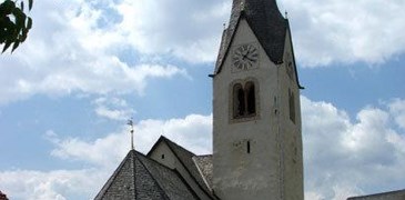 St. Leonhards-Kirche Treffling