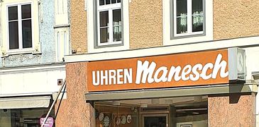 Uhren Manesch am Hauptplatz