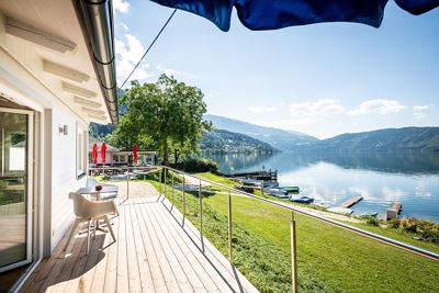 Apartment, shower, toilet, lake view