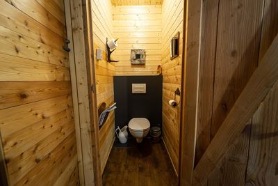 Appartement , Dusche, WC, 2 Schlafräume