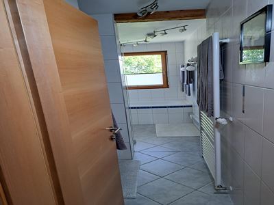 Appartamento, doccia e bagno, WC, 2 camere da letto