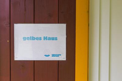 Ferienhaus grün, gelb oder lila