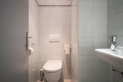 Appartamento in albergo, bagno, WC, vista lago