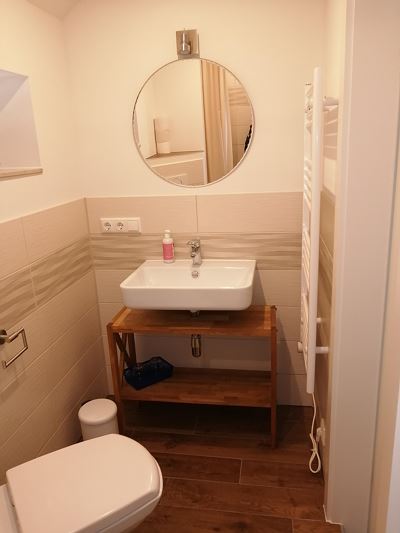 Apartment, shower, toilet, quiet