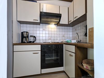 Apartment, shower and bath, toilet, 2 bed rooms