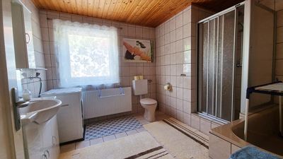 Apartment, shower and bath, toilet, balcony