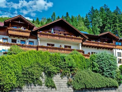 Doppelzimmer Carinthia mit Balkon