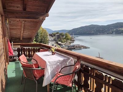 Apartment, shower, toilet, lake view