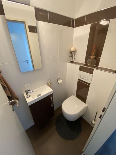 Appartamento, doccia e bagno, WC, 2 camere da letto