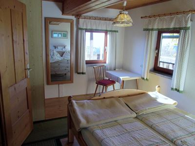 Double room, shower, toilet, 1 bed room