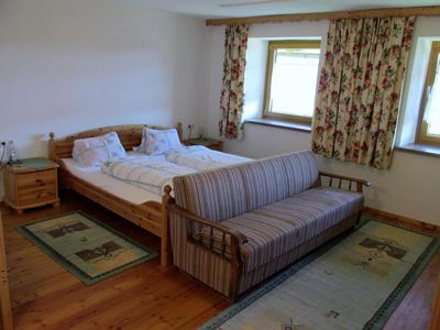 Double room, shower, toilet, 1 bed room