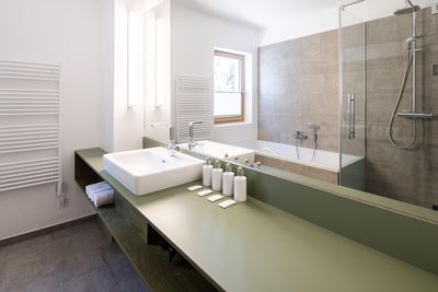 Appartamento, toilette e bagno/doccia separati, sud