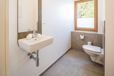 Appartamento, toilette e bagno/doccia separati, lato giardino