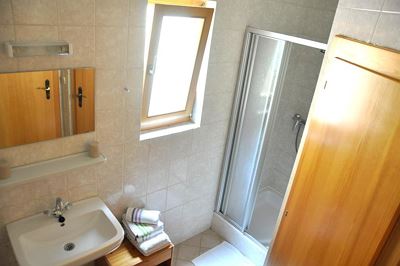 Apartment, shower, toilet, 2 bed rooms