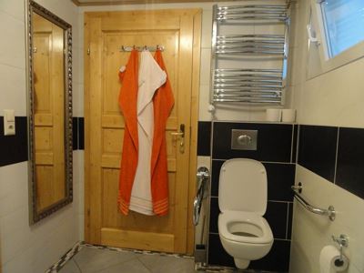 Apartment, shower, toilet, 2 bed rooms