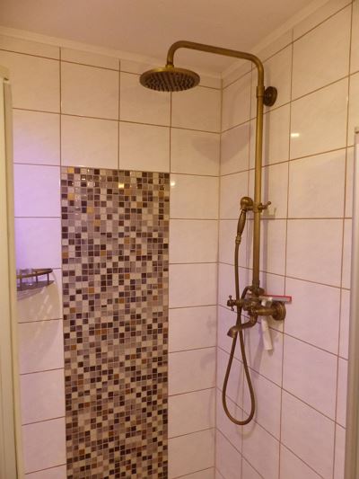 Junior suite, shower and bath, toilet, superior