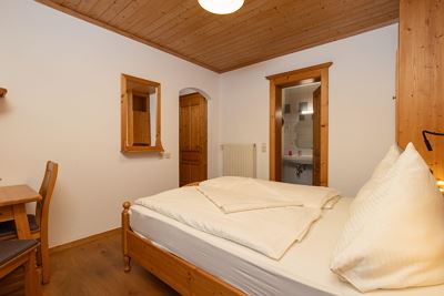 Doppelzimmer mit Balkon Mörtbauerhof