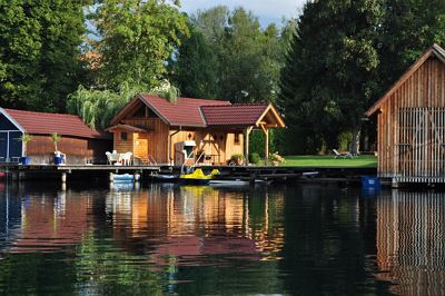 Casa vacanze, doccia, WC, lato giardino