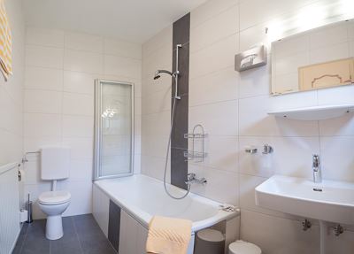 Camera doppia, bagno, WC, tranquilla