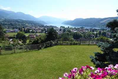 Doppelzimmer mit Balkon und Seeblick