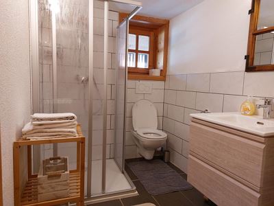 Rifugio, doccia, WC, 3 camere da letto