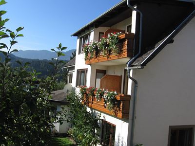 Camera doppia, doccia, WC, balcone