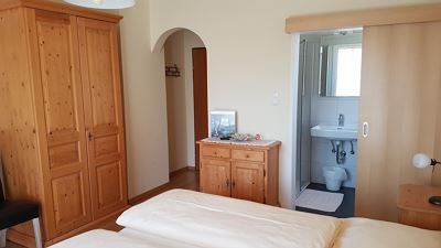 Double room, shower, toilet, balcony