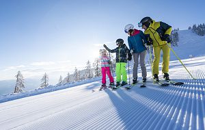 Ski carousel around the lake