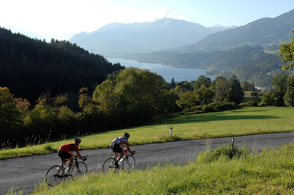 Vom Drauradweg über den Höhenrücken Hochgosch zum Millstätter See