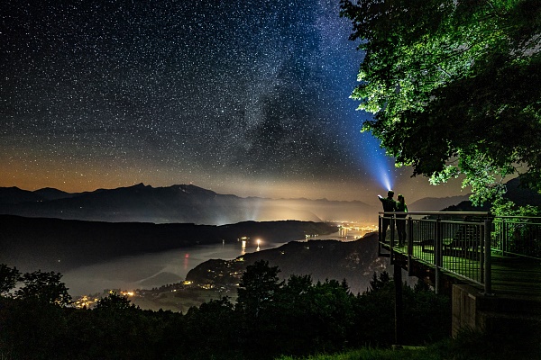 Sternenbalkon_Millstätter See_Nacht_Gert_Perauer