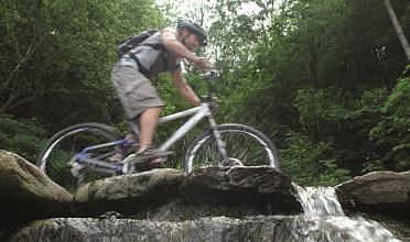 biking in the mountain