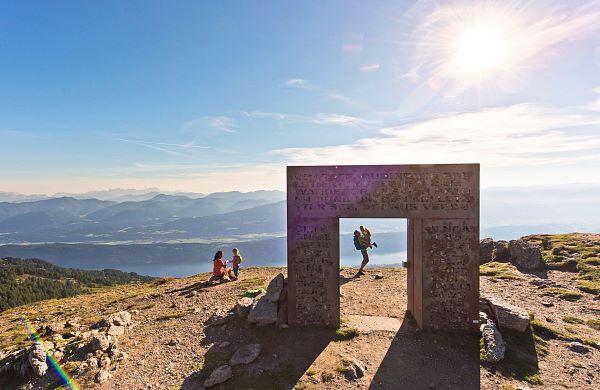 Wandern mit Familie am Millstätter See