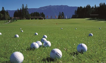 Golfen am Millstätter See mit Blick aufs Goldeck