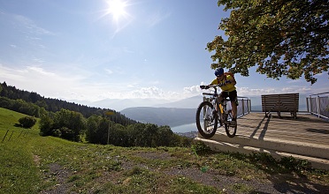 Mountain biking at the "Balcony of Stars"